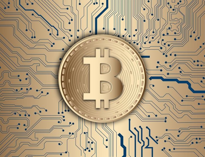 Bitcoin rallies to within 1% of all-time high, gaining safe-haven status during shutdown