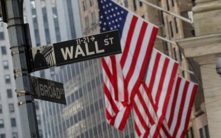 US stocks edge higher; Nvidia, labor data in focus