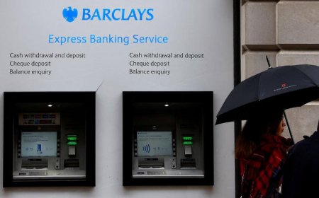 Barclays says IT glitch that locked customers out of accounts is fixed