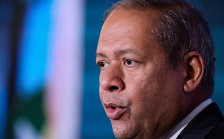 Pay of Barclays CEO more than doubles to £10.5m as profits soar