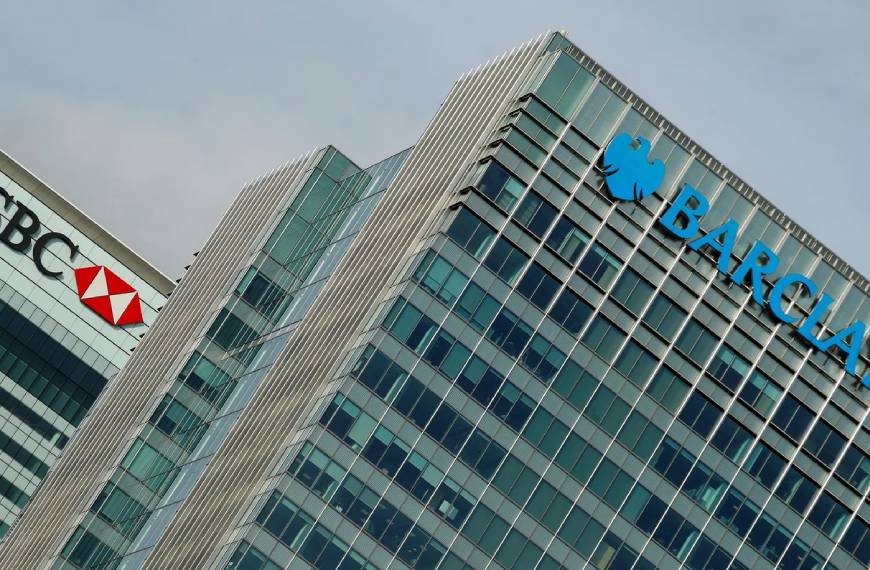 Pay soars at Barclays and HSBC after end of UK banker bonus cap