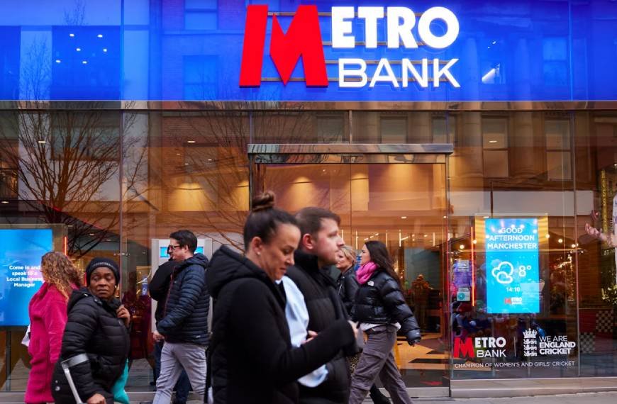 Ex-Metro Bank CEO says FCA ruling has left him unable to secure permanent job