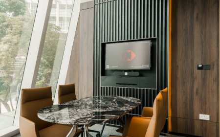 HSBC Singapore unveils wealth centre at The Star Vista mall