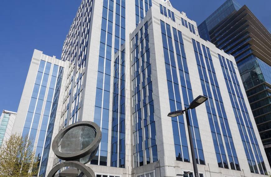 Calls for Russia’s frozen assets held in Belgium to be used in rebuilding Ukraine