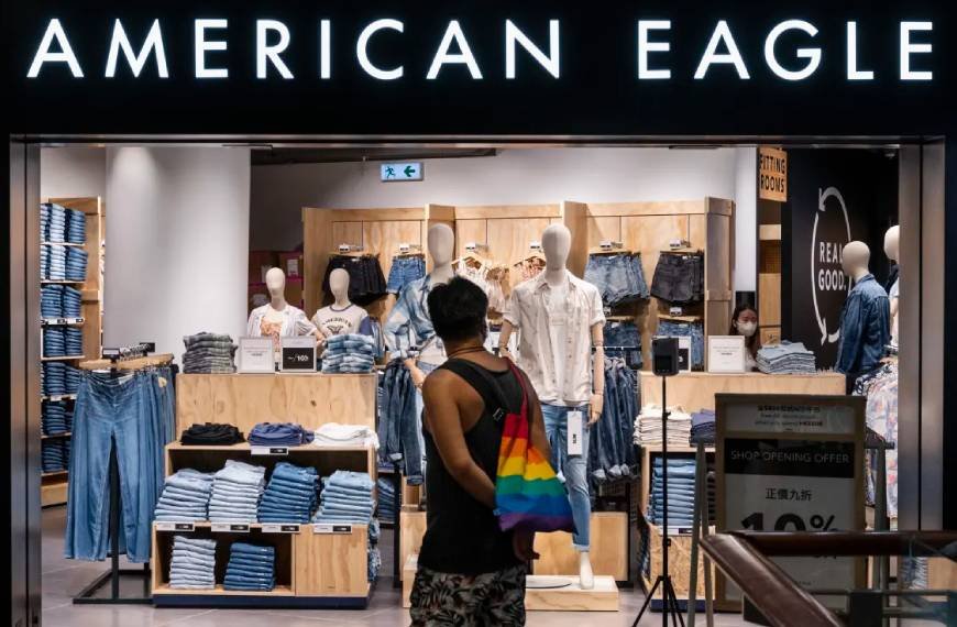 American Eagle issues downbeat quarterly guidance as earnings miss expectations