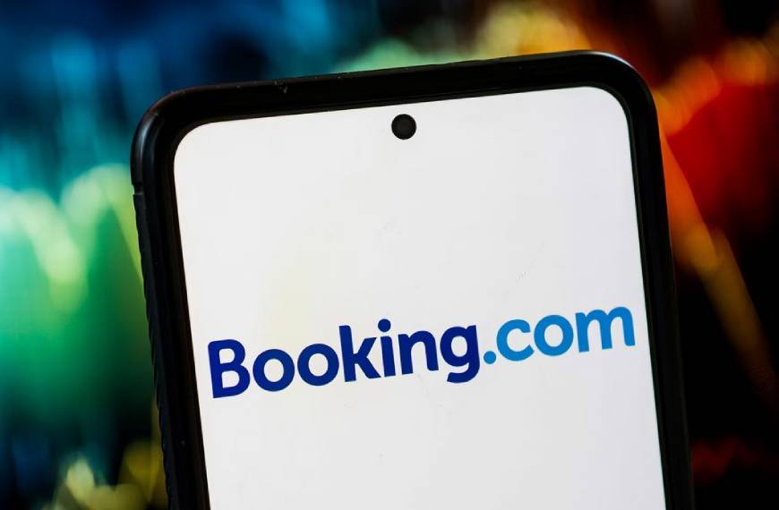 ‘Your reservation is at risk’: beware the Booking.com scam