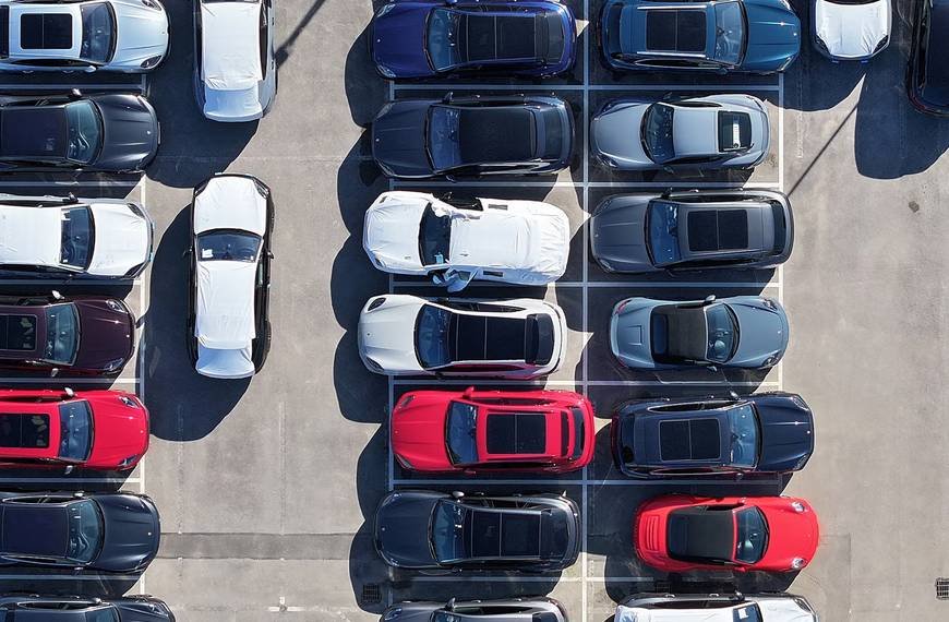 More than 23m Britons think they may be due compensation for mis-sold car loans, UK poll finds