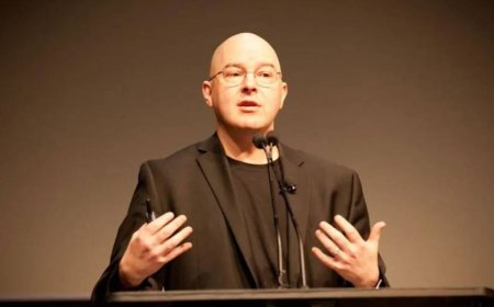 Investors may want to consider boosting their exposure abroad — even with U.S. stocks around record highs