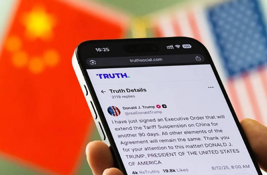 Chinese stocks slide as Trump threatens tariffs, accuses Beijing of holding world ‘captive’