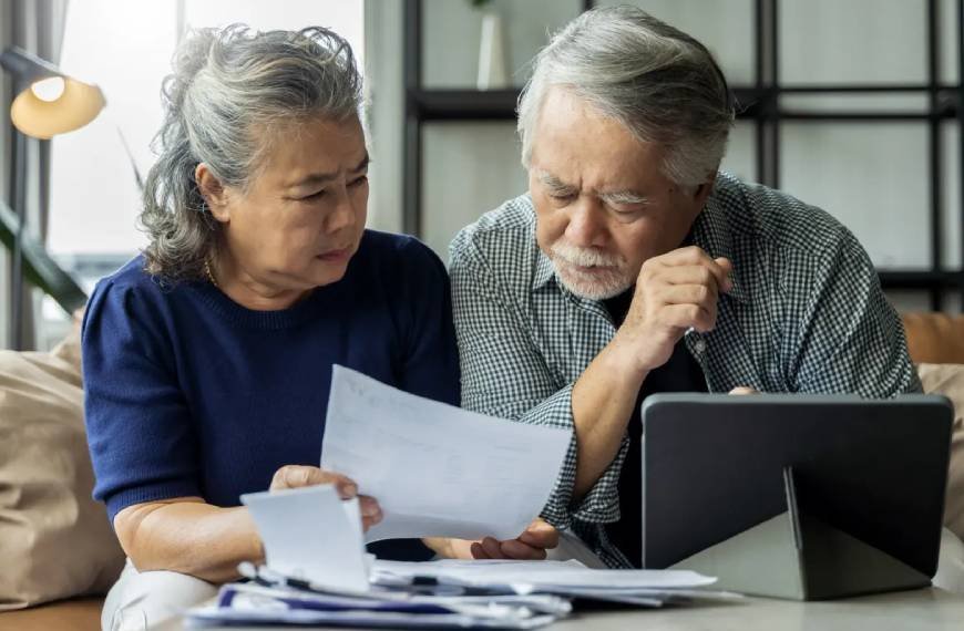 Americans face a retirement ‘confidence paradox,’ expert says: ‘Feeling ready is very different’ from being ready
