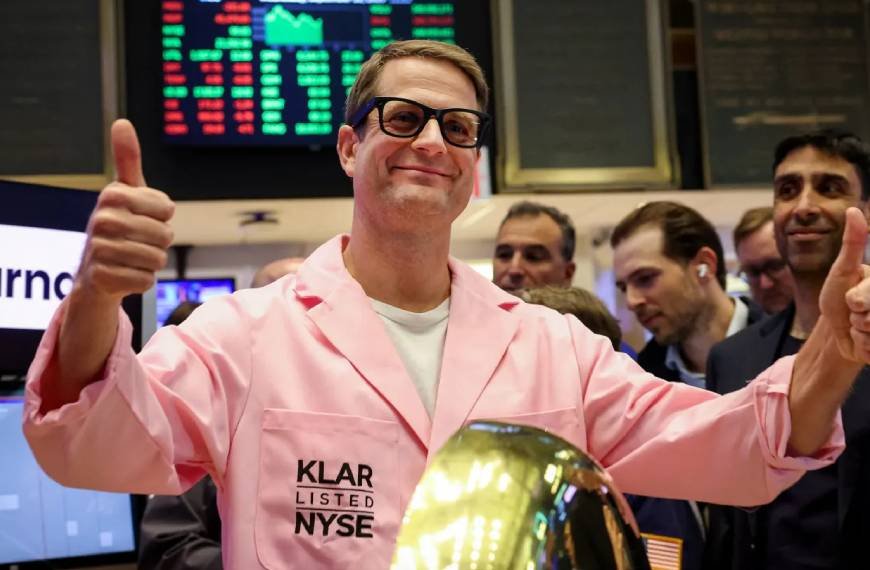 Klarna tops third-quarter revenue estimates in first earnings report since IPO