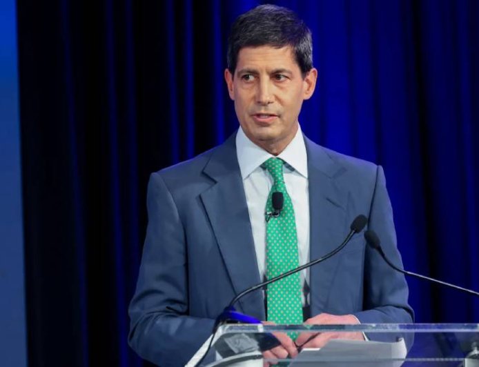 Hassett Fed chair odds fall, Warsh chances surge on Kalshi after Trump comments