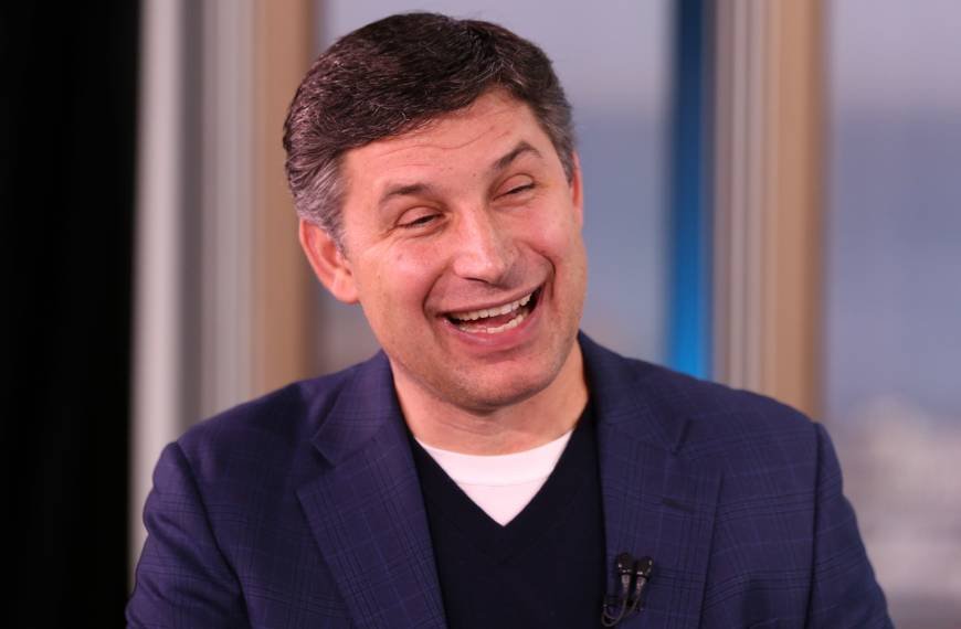 SoFi CEO defends decision to hold guidance steady