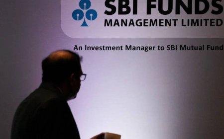 India’s biggest IPO this year rakes in bids worth $31 billion, powered by institutional frenzy