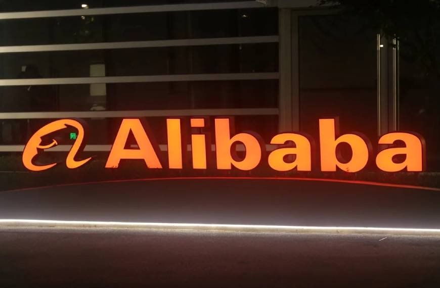 Alibaba plunges after announcing $10.2 billion share placement to fund AI push